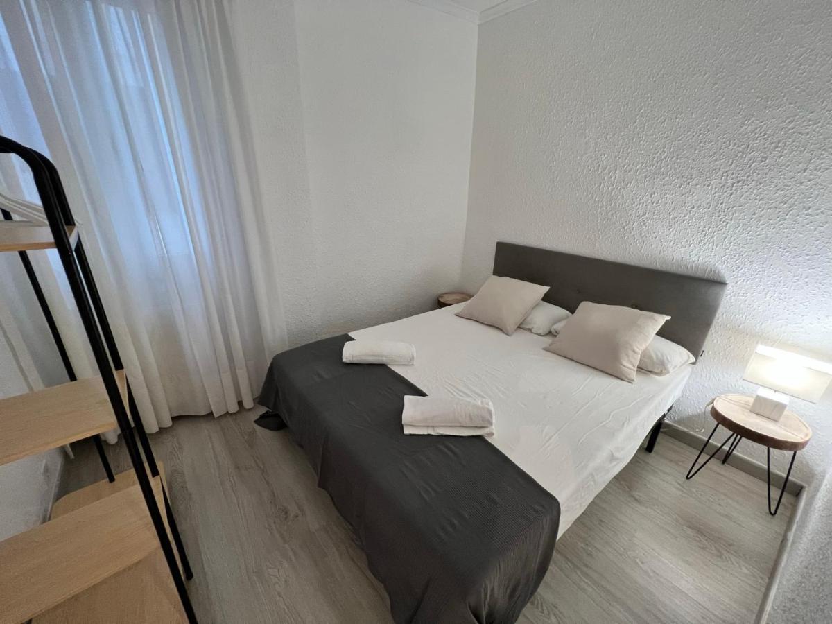 Apartamenticos La Paz I Saragoça Exterior foto